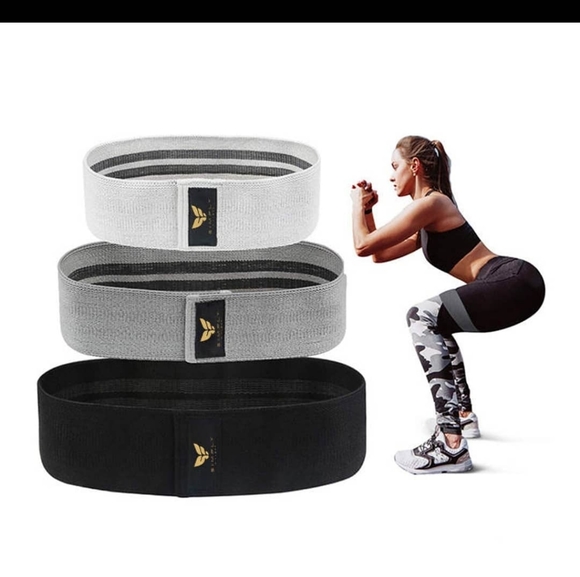 Exercising resist bands - Picture 2 of 5